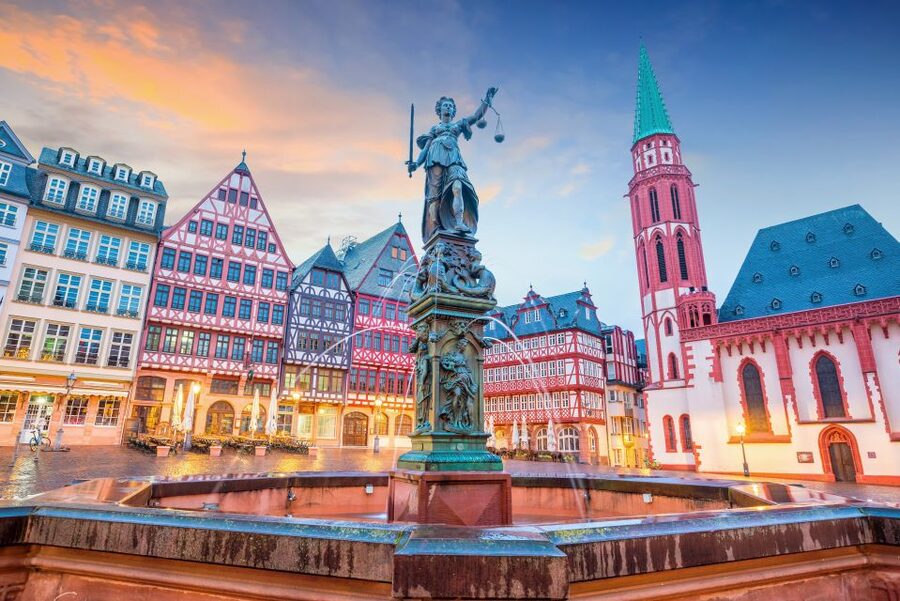 Frankfurt: Private German Beer Tasting Tour in Old Town - What makes the guiding valuable