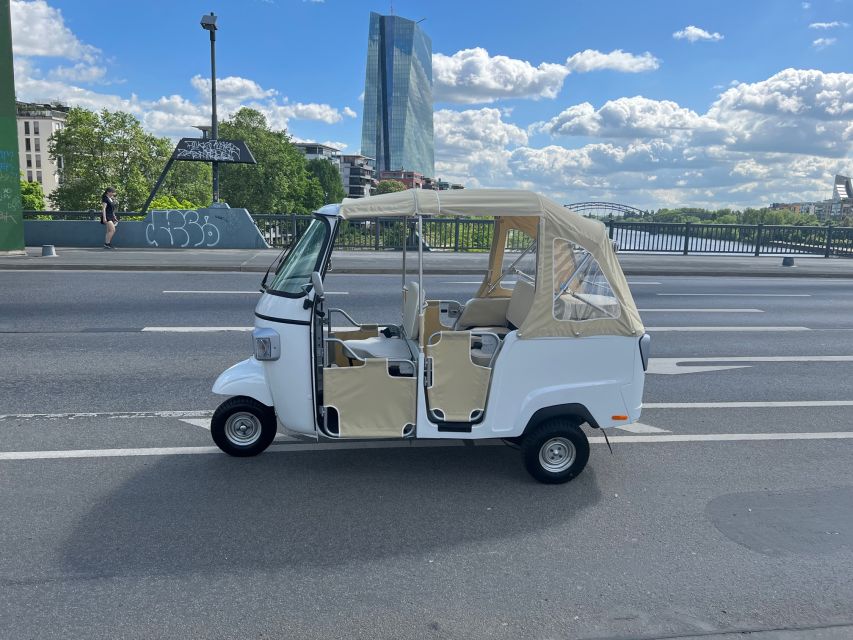 Frankfurt: Private Sightseeing Tour in Retro Ape Calessino - Lohrberg, orchards, and Frankfurt apple wine