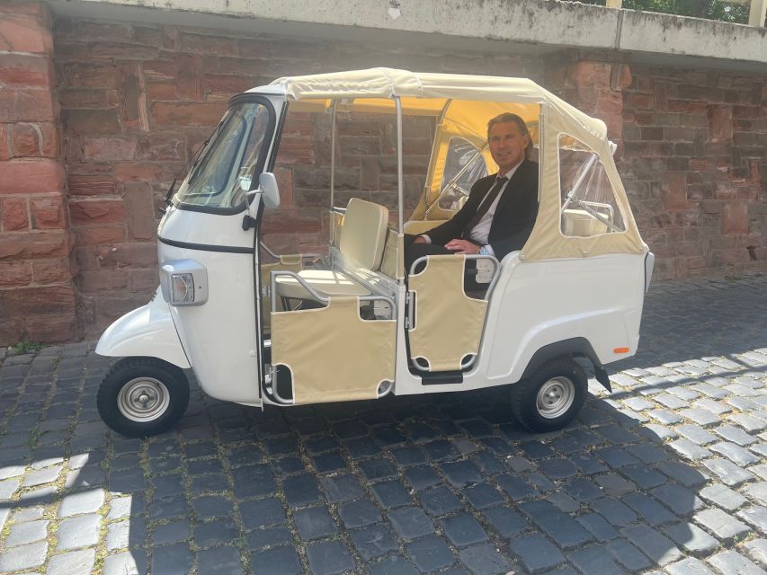 Frankfurt: Private Sightseeing Tour in Retro Ape Calessino - What the $124 price really buys you