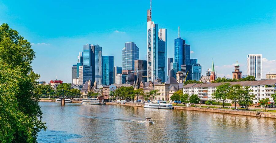 Frankfurt: River Main Sightseeing Cruise with Commentary - Downstream toward Griesheim and the Western Harbor