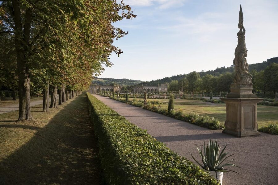 Frankfurt: Romantic Road & Rothenburg ob der Tauber Tour - Meeting the coach at Frankfurt ZOB