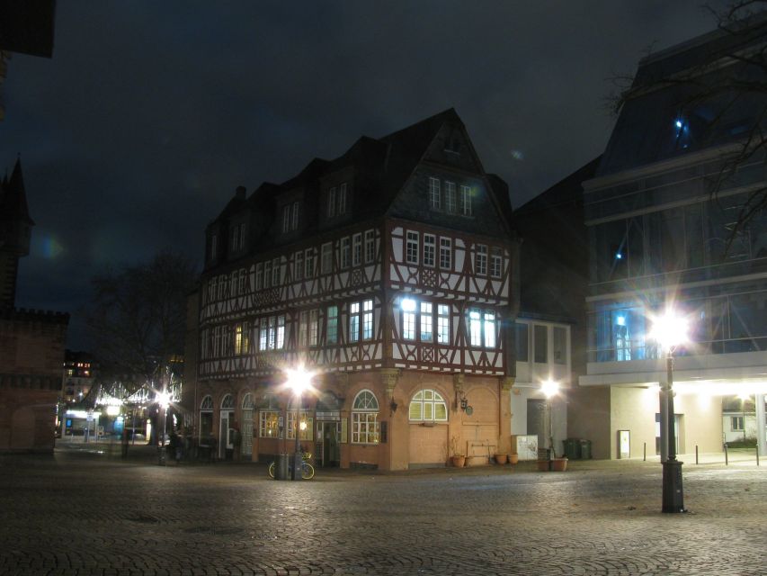 Frankfurt: Scary Sightseeing Tour with The Hangman - Following the hangman from Frankfurt Cathedral