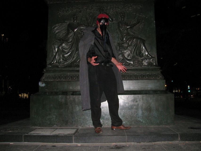 Frankfurt: The Black Death Tour - Meeting a plague doctor near Eschenheimer Tower