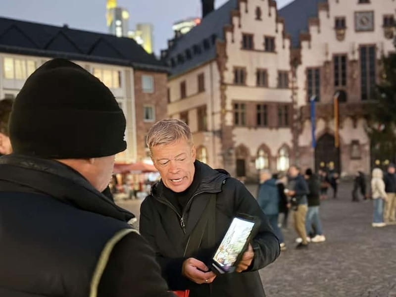 Frankfurt: Walking tour between St. Paul's Church, Main & Old Town flair in German - Dimitri’s style and the German-language format
