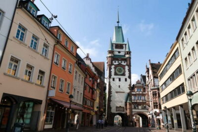 English Tours of the Old City