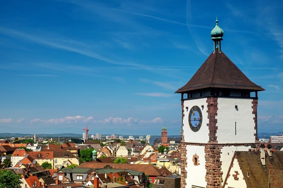 Freiburg: Express Walk with a Local in 60 minutes - Small group or private walk?