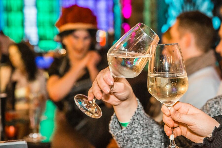 Freiburg: Guided Pub Crawl with Drinks - Meeting at Hackl’s zapfBar