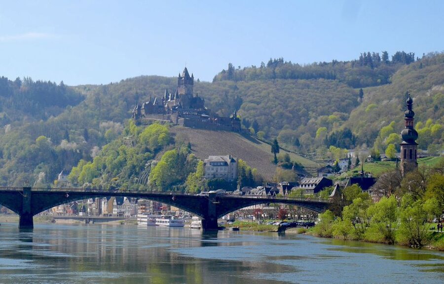 From Alken: Return Day Trip by Boat to Cochem - Why the boat ride is the main attraction