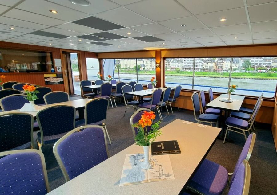 From Alken: Return Day Trip by Boat to Cochem - Who should book this Moselle day trip?