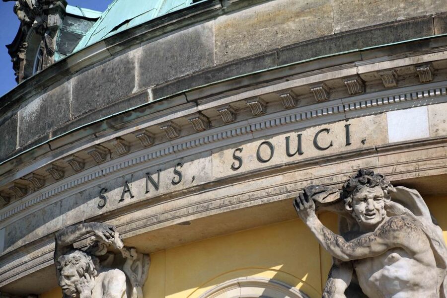 From Berlin: Potsdam Half-Day Guided Tour - Sanssouci Park: fountains, gardens, and palace views