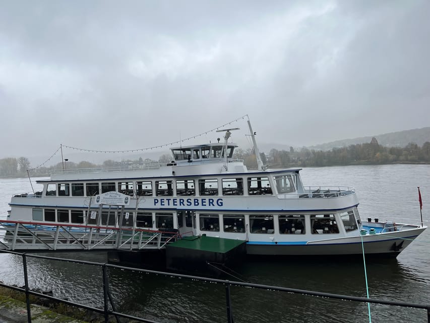 From Bonn: Christmassy Advent Cruise on the Rhine - The Siebengebirge gives the ride its character