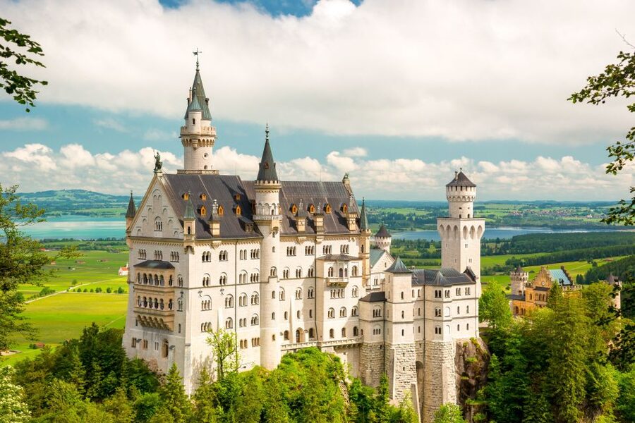 From Munich: Neuschwanstein Castle Full-Day Trip by Van - Riding the Romantic Road through Bavaria
