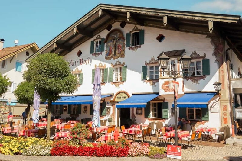 From Munich: Premium Neuschwanstein Castle & Linderhof Tour - Comfort, guide quality, and group experience