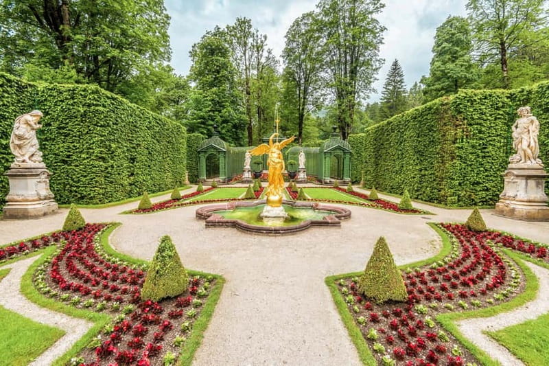 From Munich: Premium Neuschwanstein Castle & Linderhof Tour - Oberammergau in a compact 30 minutes