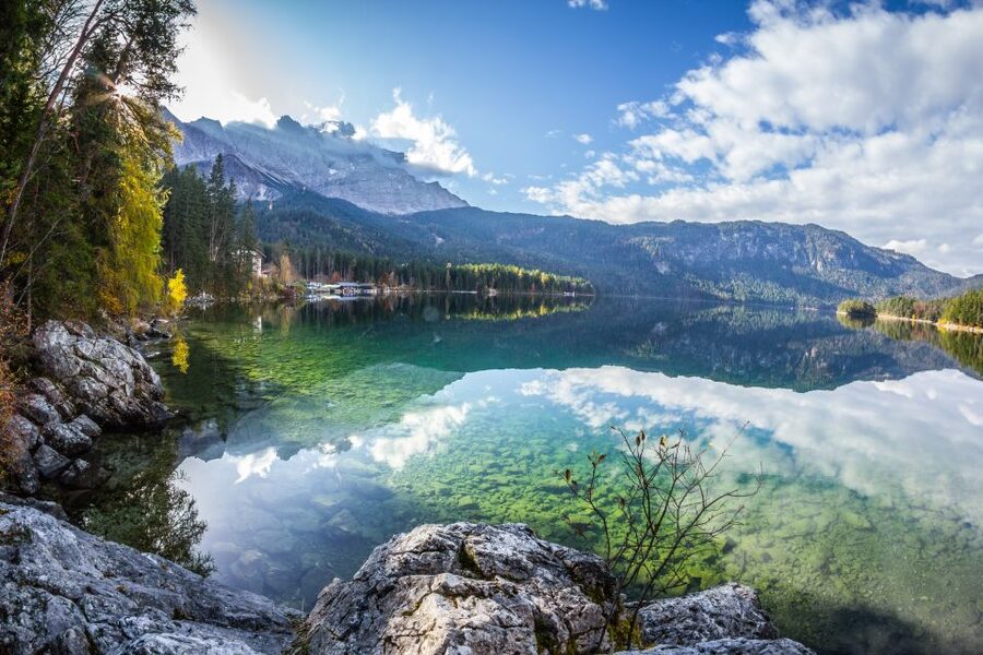 From Munich: Zugspitze Mountain Van Tour with Garmisch Town - Riding the cable car to 2,962 meters