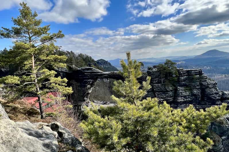 From Prague: Bohemian and Saxon Switzerland Full-Day Tour - Why this border-crossing day trip works