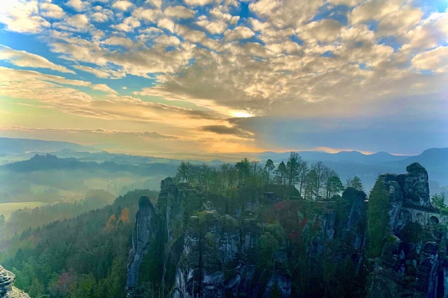 From Prague: Bohemian and Saxon Switzerland Full-Day Tour - What the long return journey means