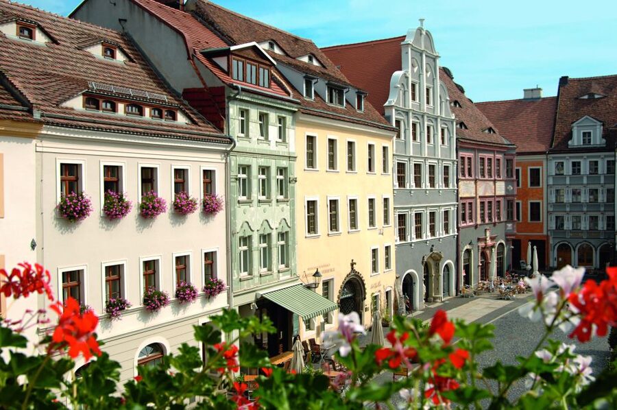 Görlitz: Old Town Guided Walking Tour - The Whispering Arch turns a monument into an activity