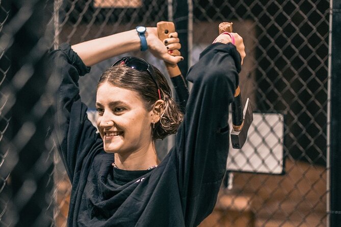 Guided Axe Throwing Experience in Frankfurt Altstadt - Learning the basic throw during the one-hour class