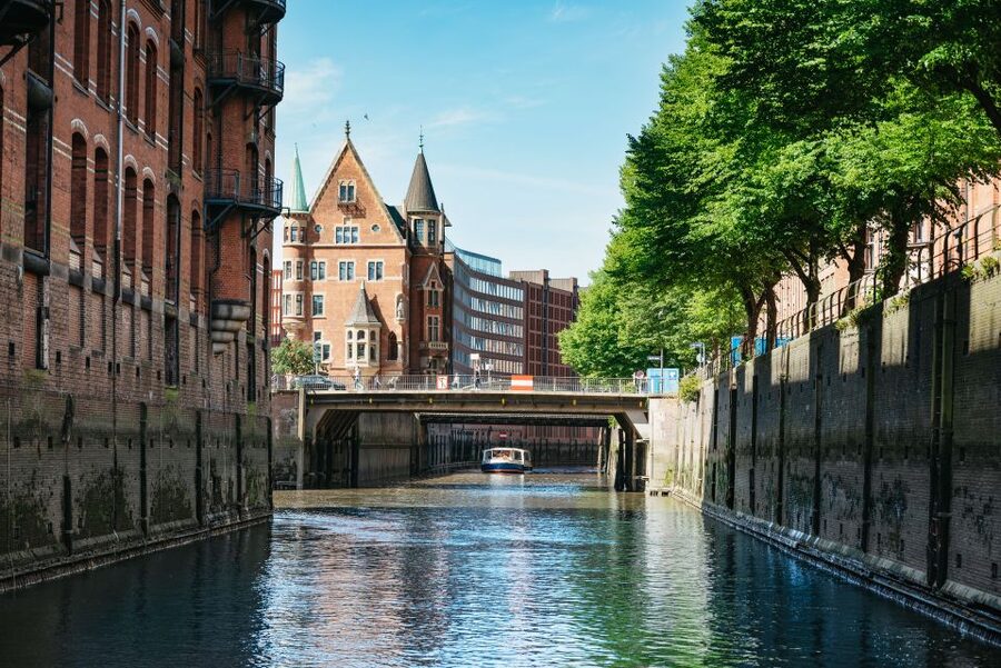 Hamburg: 1.5-Hour Harbor and Speicherstadt Day Cruise - The Elbphilharmonie stop
