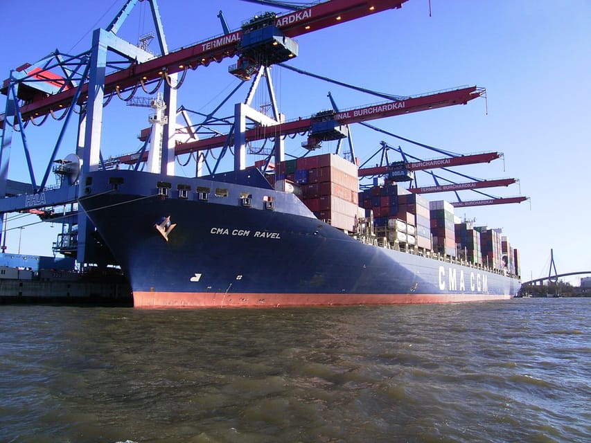 Hamburg: 1-Hour Harbor Cruise - HafenCity and the Elbphilharmonie