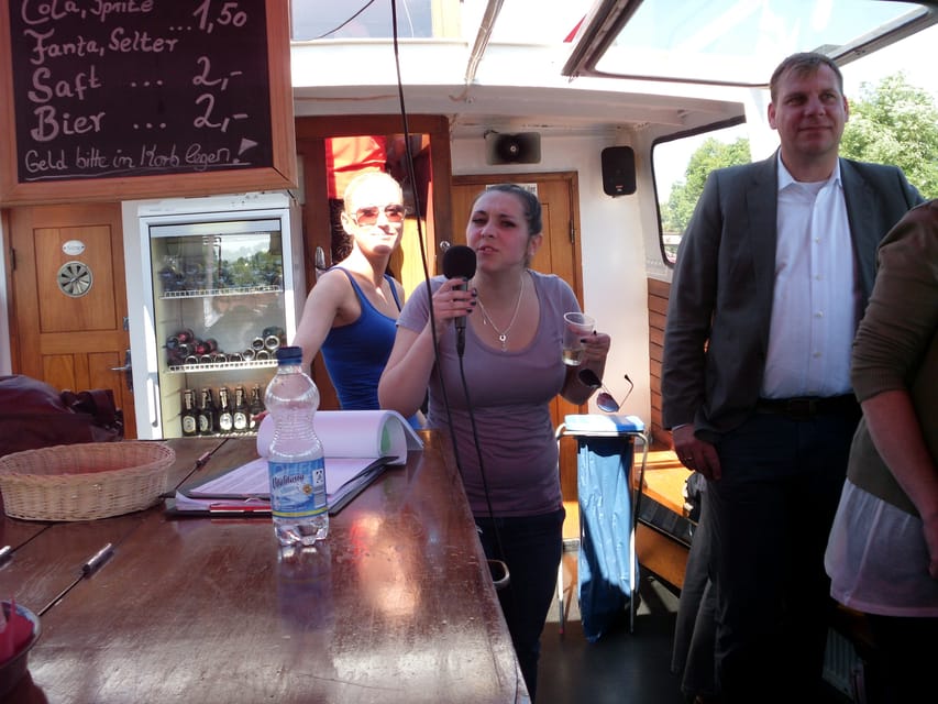 Hamburg: 1-Hour Harbor Cruise - Blohm and Voss, container terminals, and working Hamburg