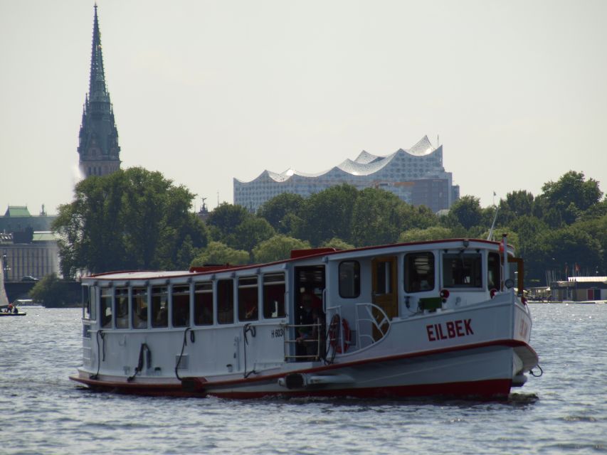 Hamburg: City Cruise on Alster Lake - Why Alster Lake is a smart first look at Hamburg