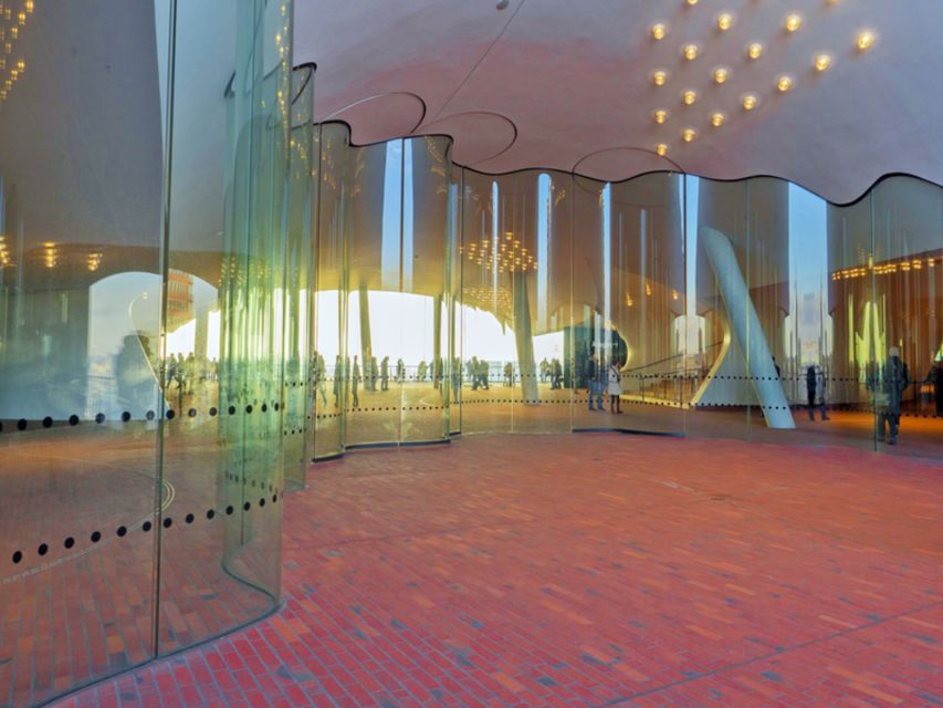 Hamburg: Elbphilharmonie Plaza, Highlights & Surroundings - Reaching the Elbphilharmonie Plaza