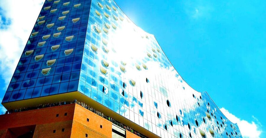 Hamburg: Elbphilharmonie Plaza, Highlights & Surroundings - Meeting at Kehrwieder 12, not at the Elbphilharmonie