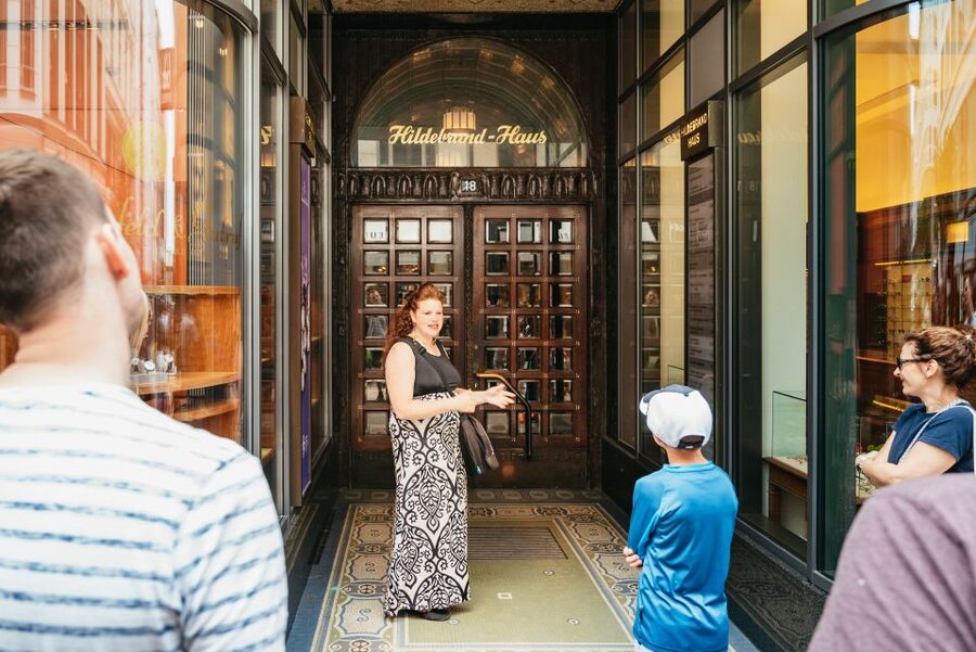 Hamburg: Guided Walking Tour for Magic Fans - St. Nicholas’ Church and Hamburg’s difficult past