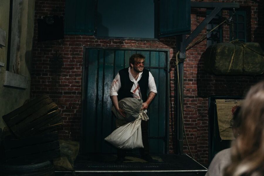 Hamburg: Hamburg Dungeon Admission Ticket - The Chamber of Torment and the Inquisition