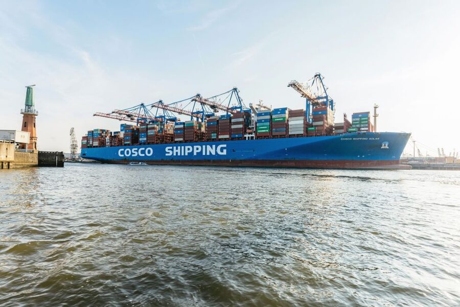 Hamburg: Harbor Cruise with Wine and Cheese - Watching Hamburg change from old warehouses to new HafenCity