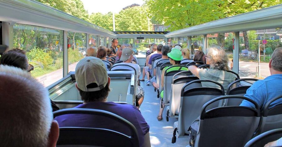 Hamburg: Hop-On Hop-Off Bus Tour Family Ticket - HafenCity and the brick Speicherstadt
