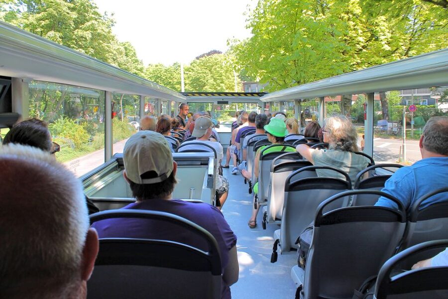 Hamburg: Hop-On Hop-Off Bus Tour Family Ticket - Gerhart-Hauptmann-Platz and the Alster circuit