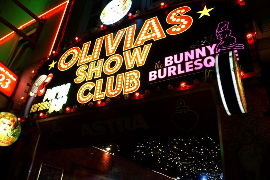Hamburg: In the Footsteps of "Olivia" Reeperbahn Tour - Key points at a glance
