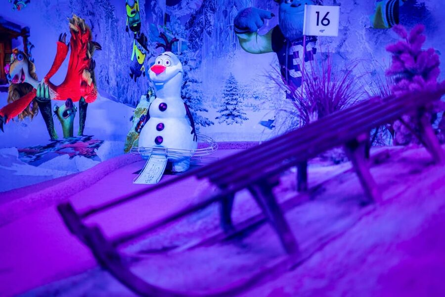 Hamburg: Moviegolf Experience - Starting at the MovieGolf entrance