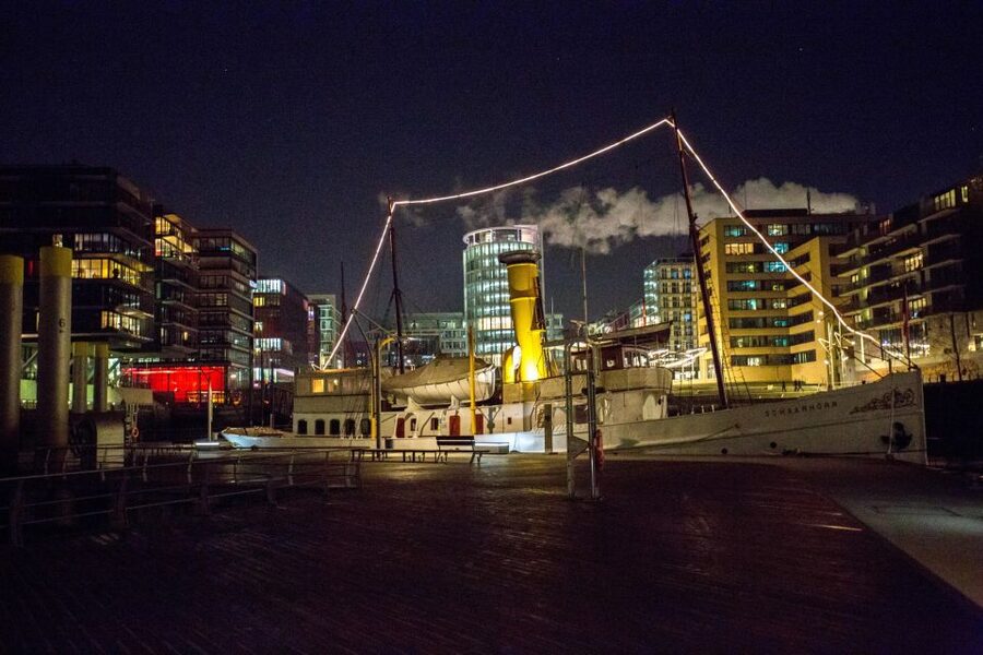 Hamburg: Speicherstadt and HafenCity 2-Hour Tour - Hälssen & Lyon and Hamburg’s tea trade