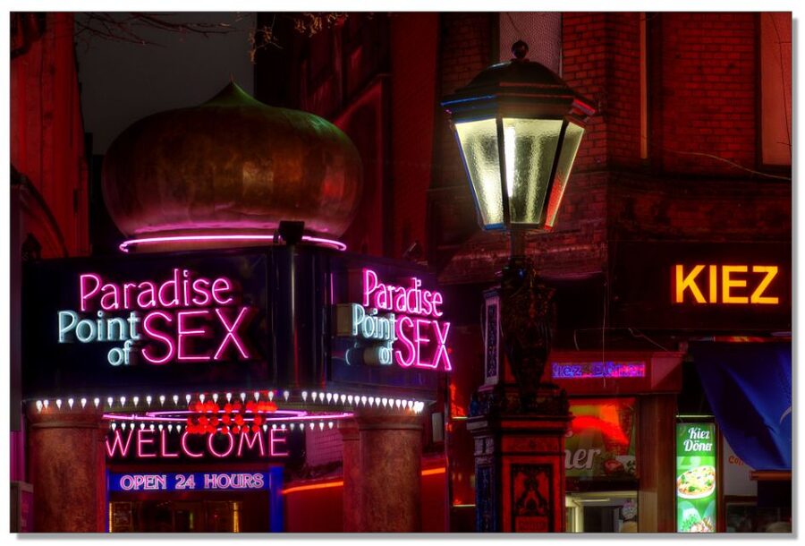 Hamburg: St. Pauli Red Light District Tour - A local bar and the first included drink