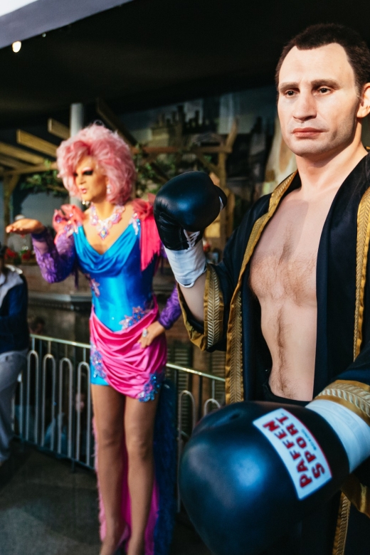 Hamburg: Ticket to the Panoptikum Waxworks - The oddities that give the museum its personality