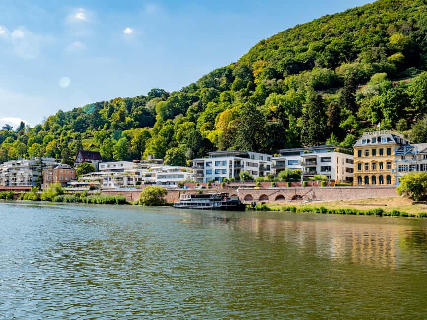 Heidelberg: Neckar River Sightseeing Cruise with a Drink - Commentary, languages, and what you will actually learn