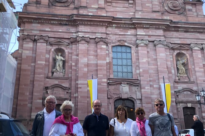 Heidelberg old Town Tour. - Market Square and the rebuilt Town Hall