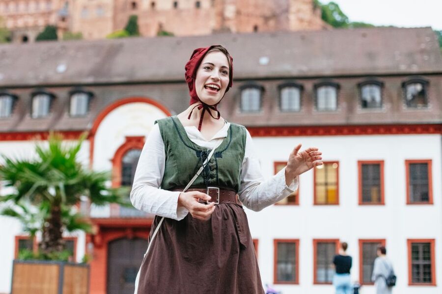 Heidelberg: Scary Tour with Hangman’s Daughter - Entering Heidelberg’s old town after dark