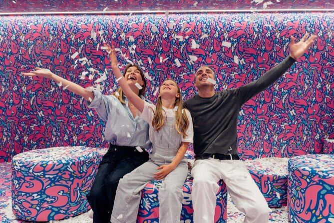 IKONO Berlin. Immersive Experience - Moving through more than 10 creative rooms