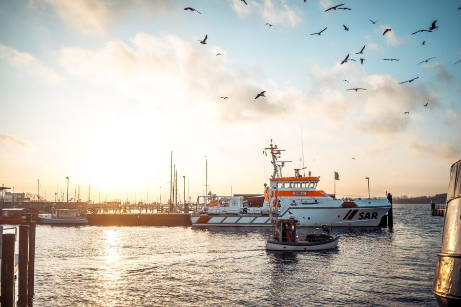 Kiel: City Highlights Express Walking Tour with a Local - Starting beside Kiel’s Opera House
