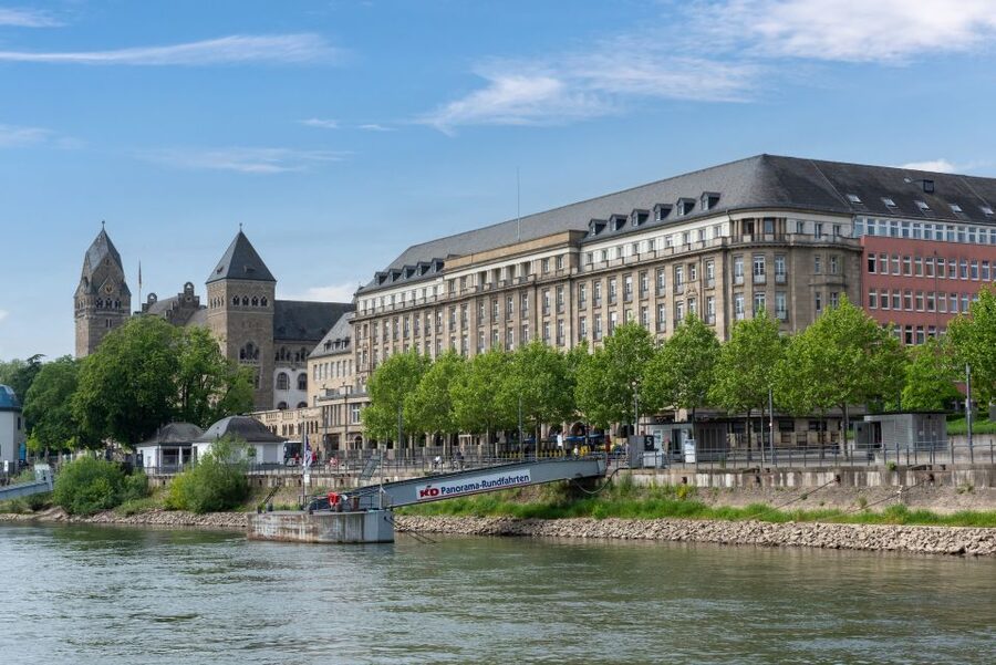 Koblenz: Old Town Sightseeing Cruise along the Rhine - Key points to know before you board