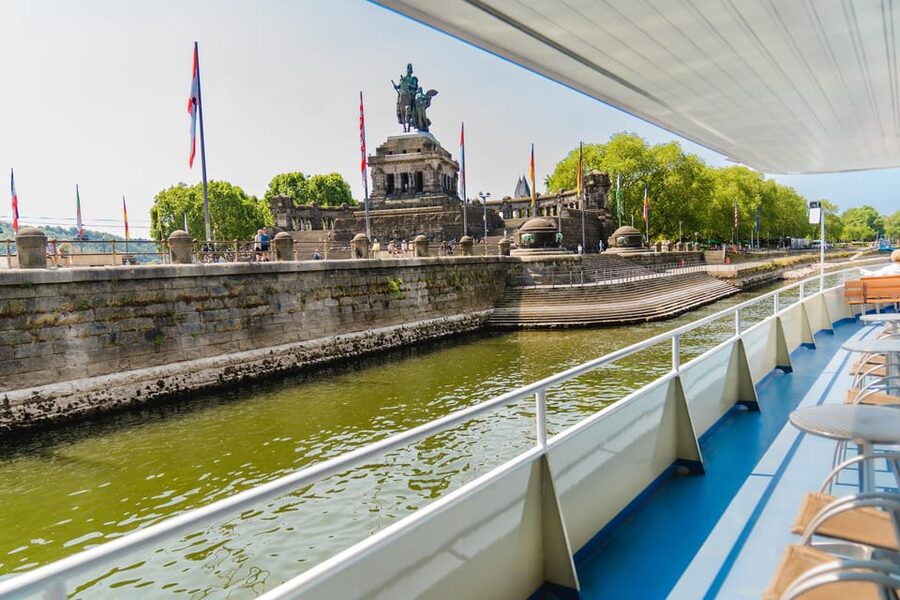 Koblenz: Panoramic Cruise on Moselle River to Winningen - The onboard mood and the question of comfort