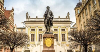 2-Hour Guided Walking Tour in German