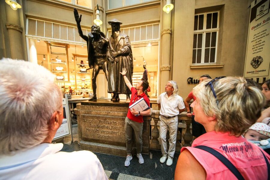 Leipzig: 2-Hour Guided Walking Tour in German - Barthels Hof shows another side of old Leipzig