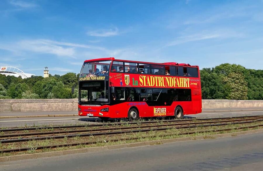 Leipzig: Bus Tour with Walking Tour - Zoo, Gondwanaland, and northern Leipzig