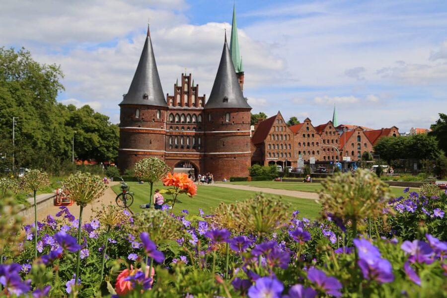 Lübeck: 1-Hour Splash Bus City Tour - Is $35 a fair price?